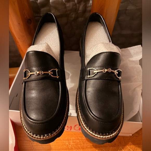 🆕🆕 new in box. Size 9. - Picture 3 of 4